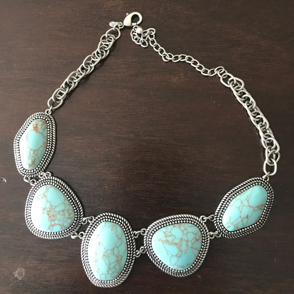 Boho shic Premier Designs turquoise necklace